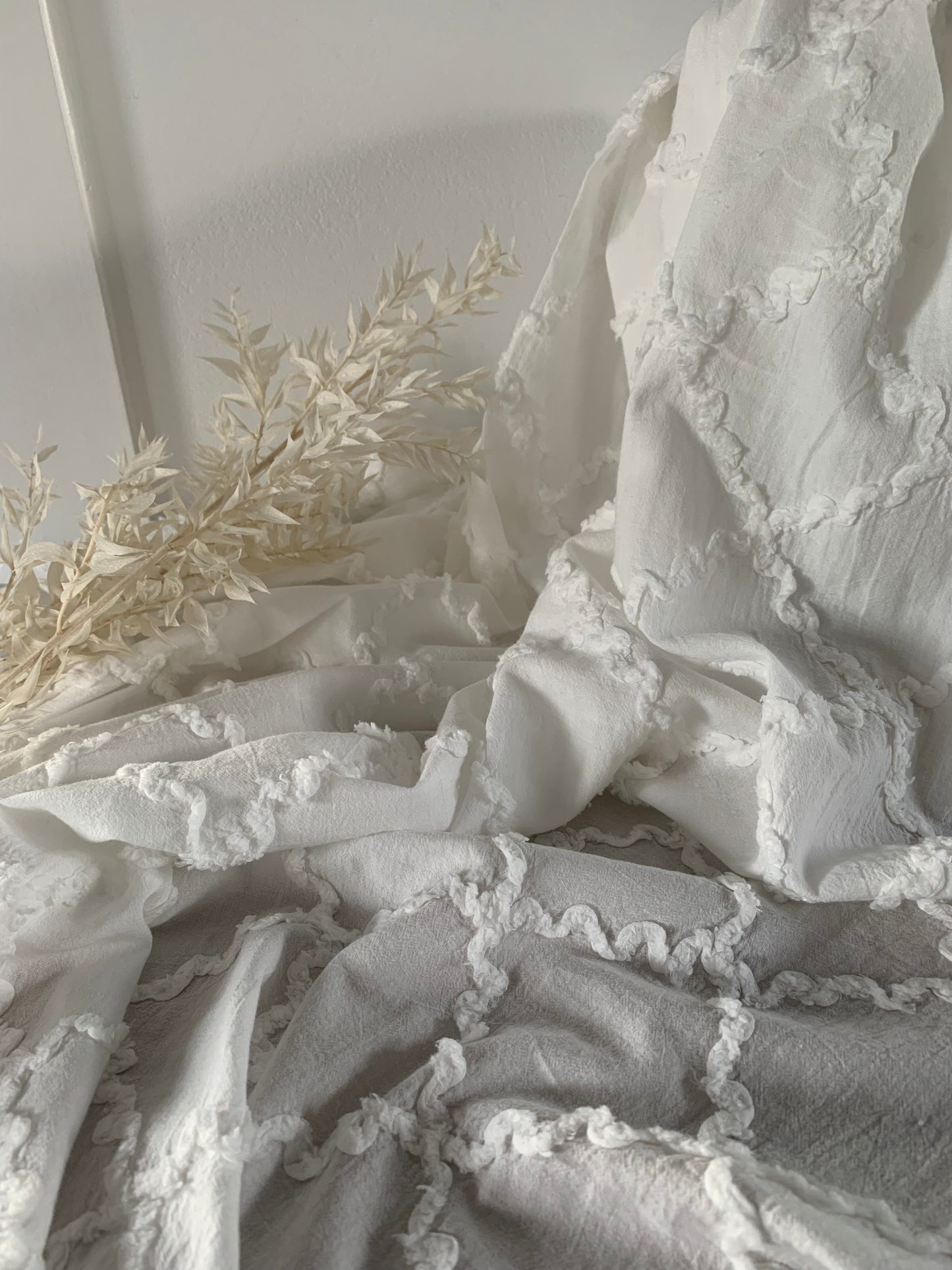 Coton brodé Texturé Carreau