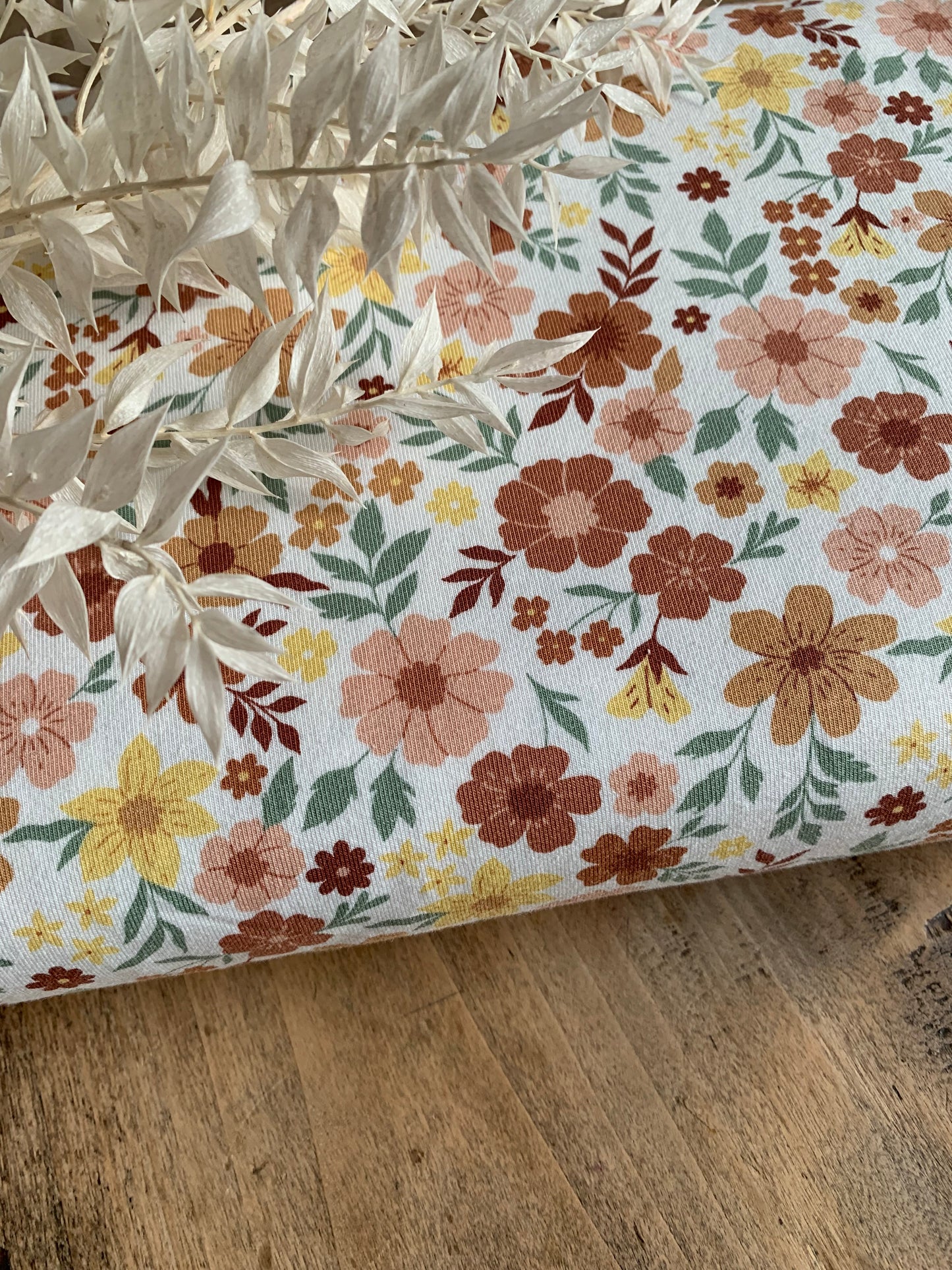 Jersey de Coton imprimé fleurs blanc cassé