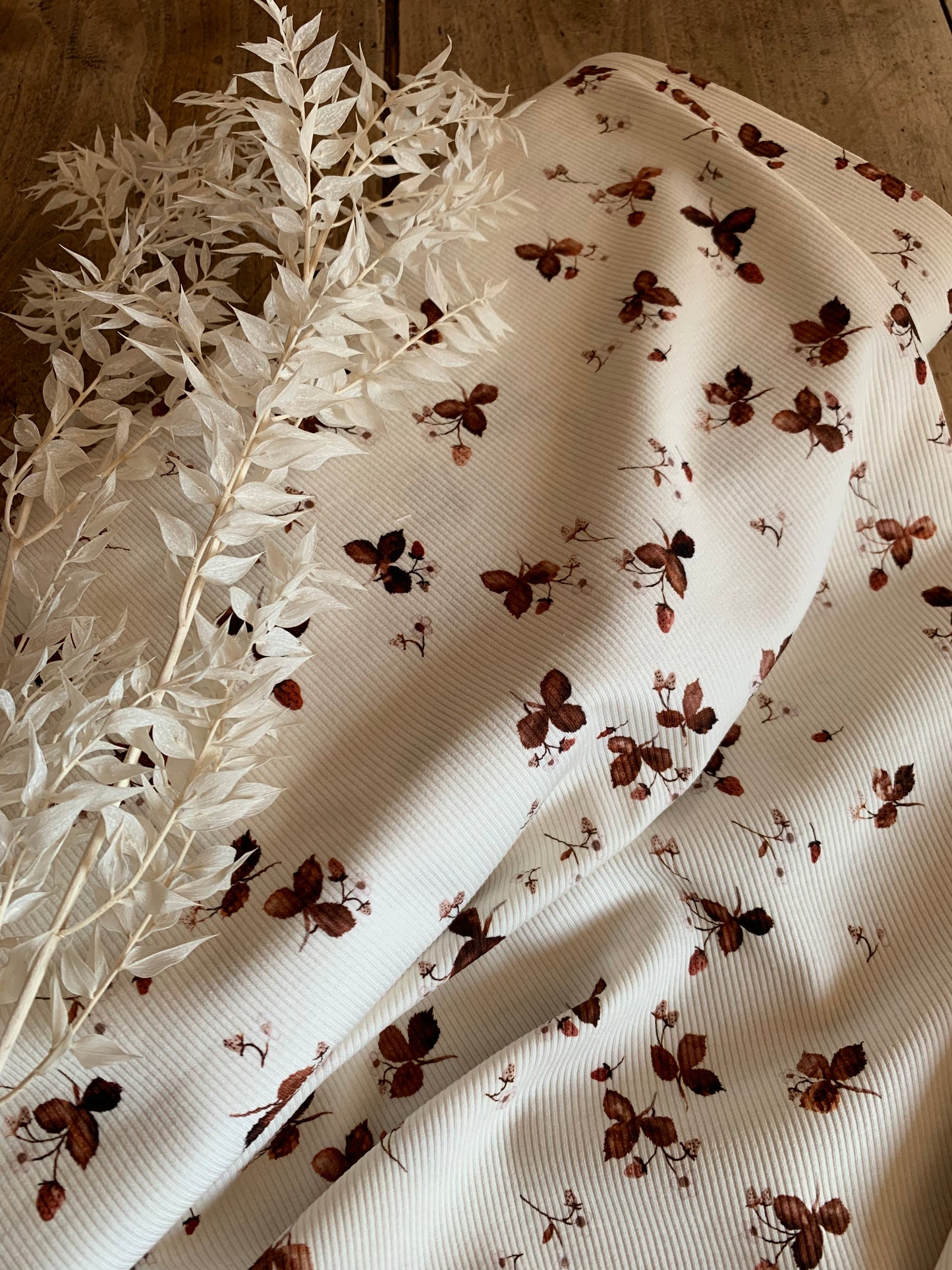 Tissu Maille Tricot Côtelé - feuille noisette