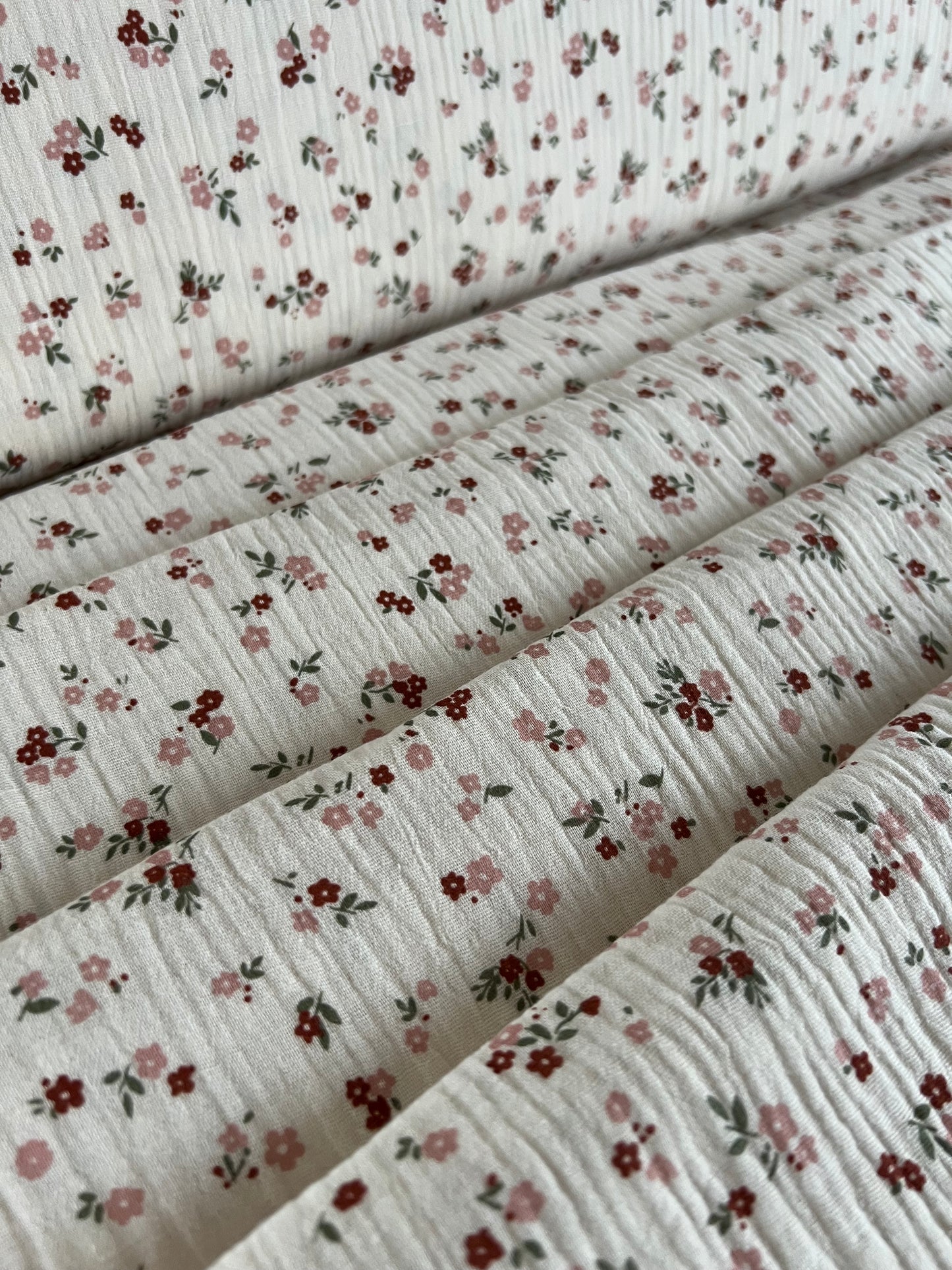 Tissu Double Gaze Imprimée Ludivine Ecru / Rose