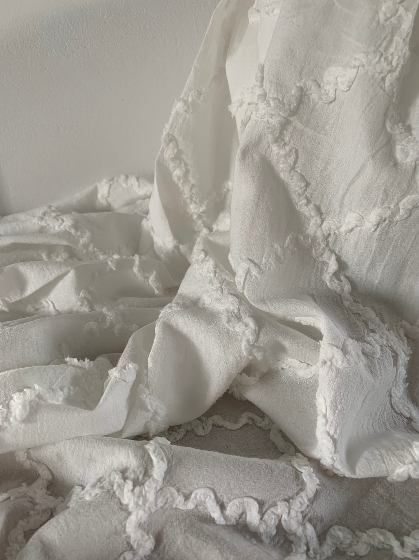 Coton brodé Texturé Carreau