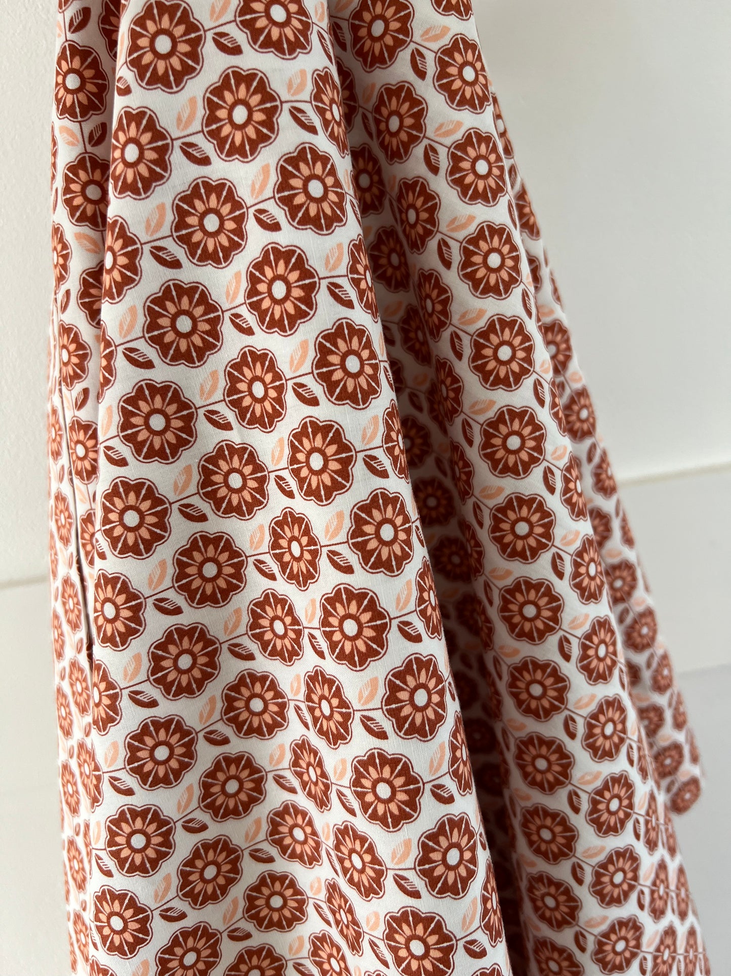 Popline de coton Fleurs Taupes