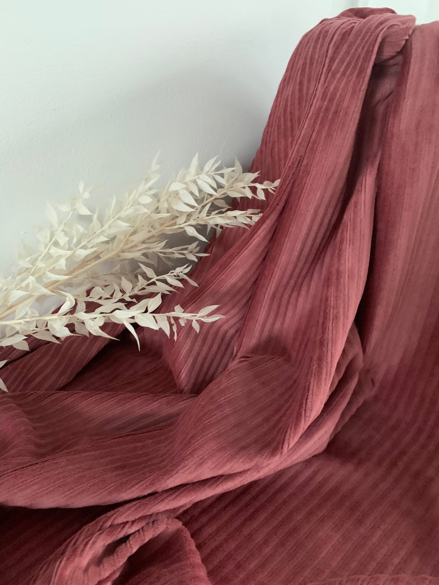 Tissu Jersey Velours à Grosses Cotes Framboise