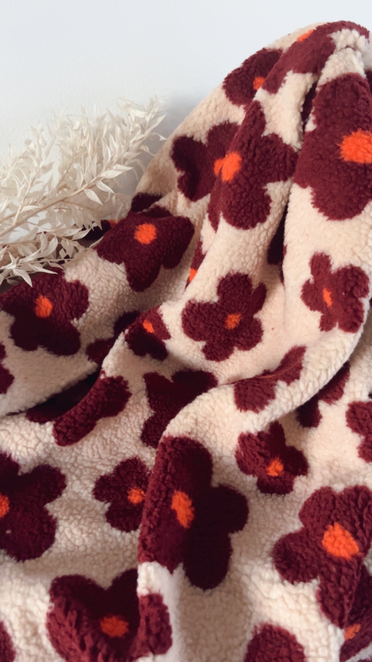 Sherpa Teddy Jacquard - Burgundy Flowers