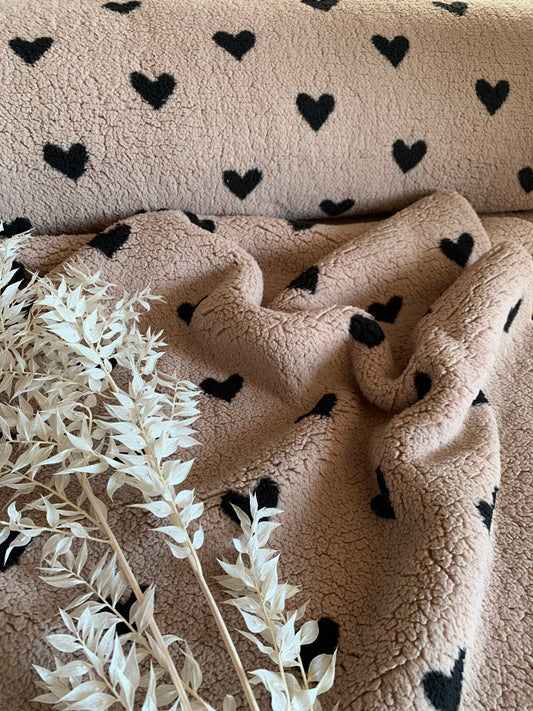 Sherpa Cœurs fond beige taupe