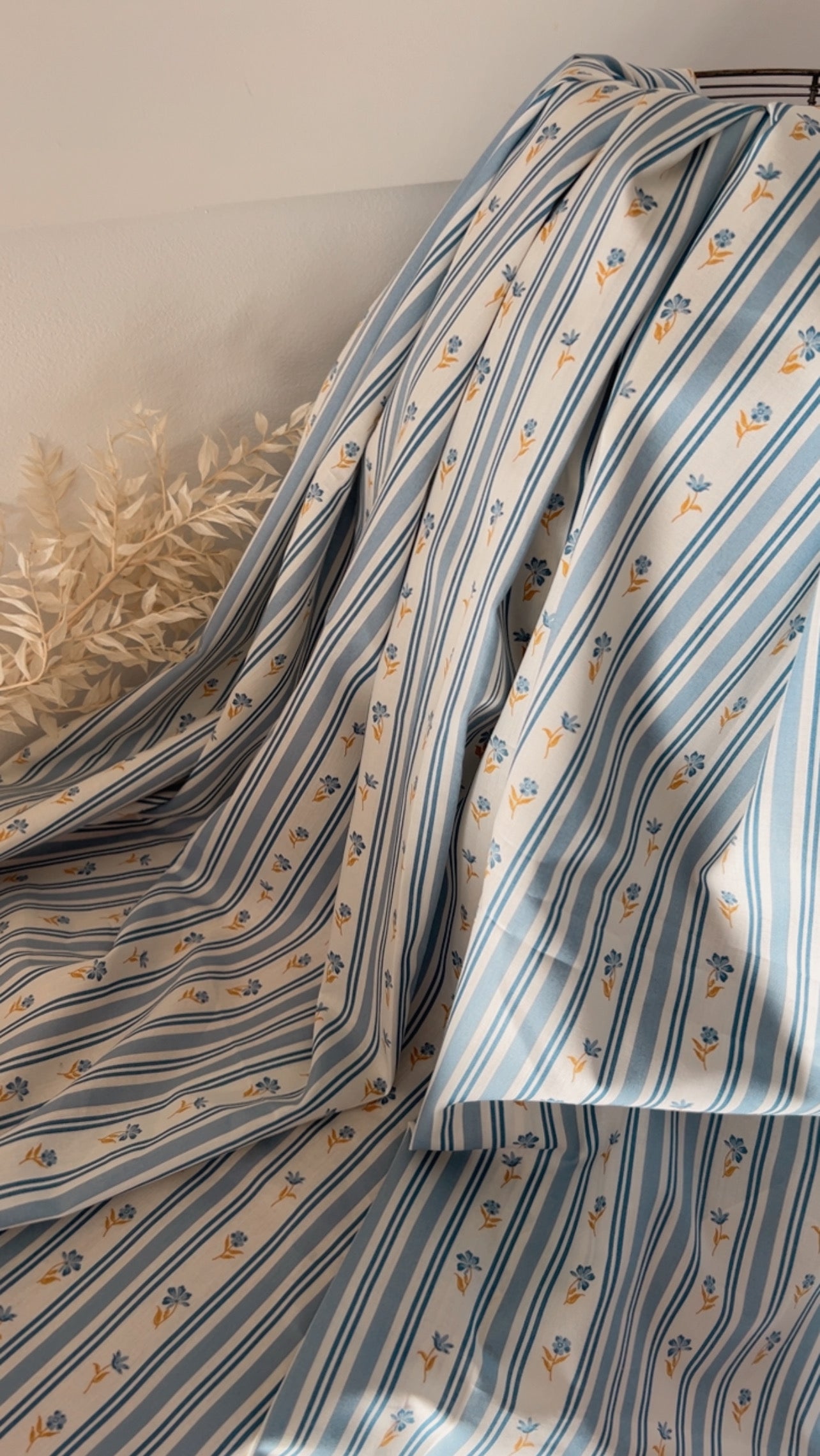Blue floral cotton poplin