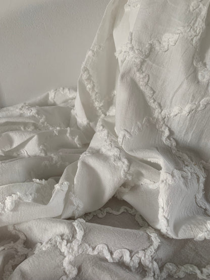 Coton brodé Texturé Carreau