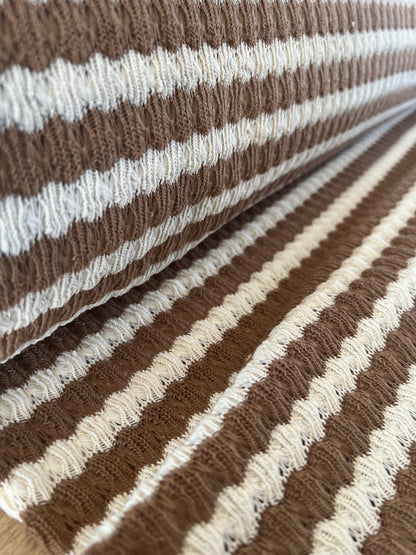 Jacquard Tricoté Rayures Camel