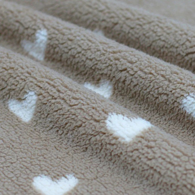 Tissu Sherpa Coeurs Beige Foncé