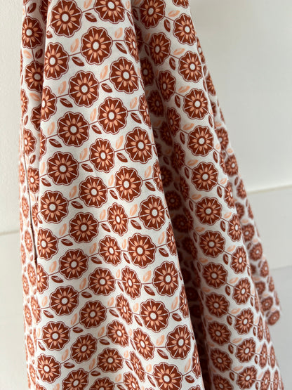 Popline de coton Fleurs Taupes