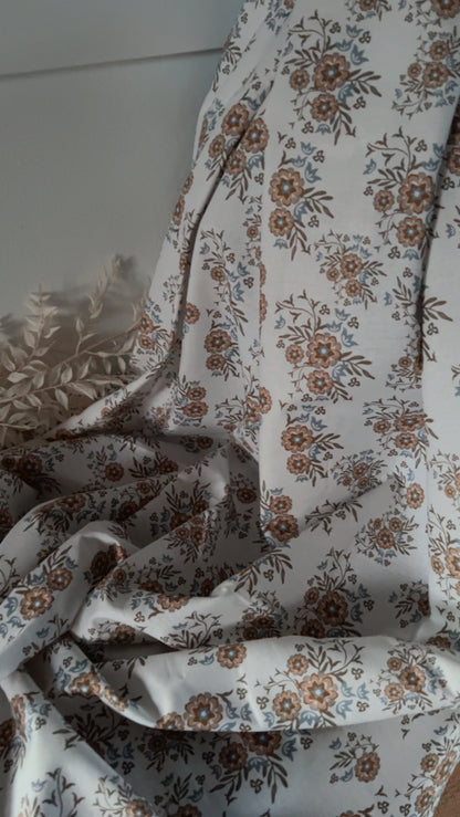 Coupon 1m65 - Popeline de coton - Fleurs Blanc Cassé