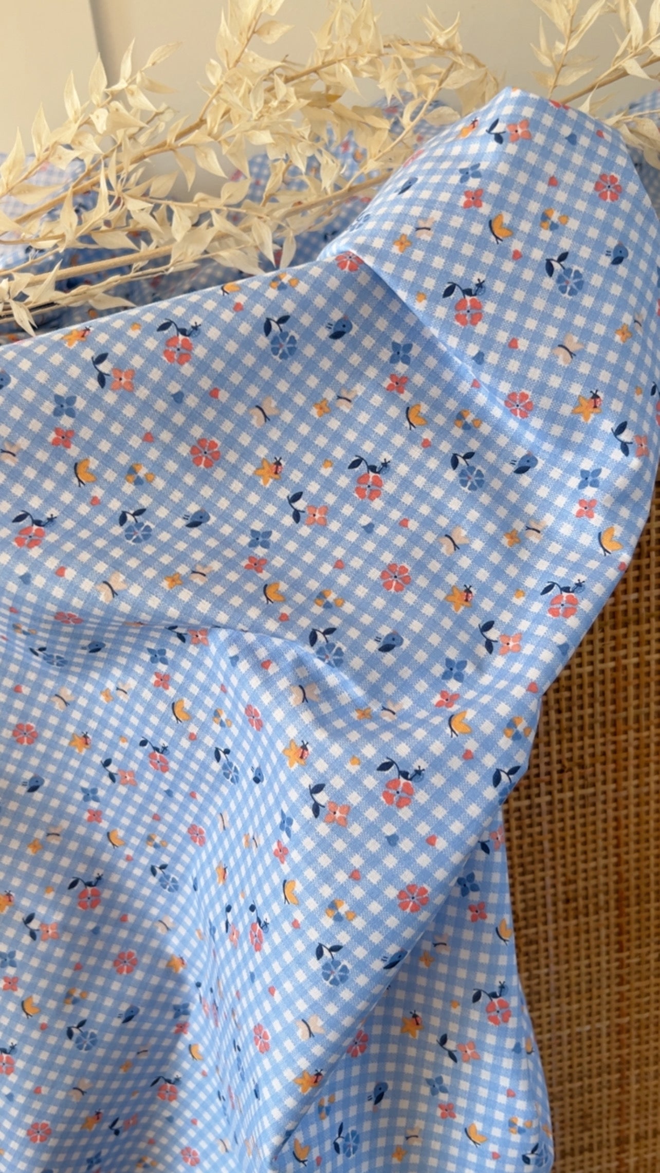 Coton Imprimé Vichy Fleuri Bleu Printemps