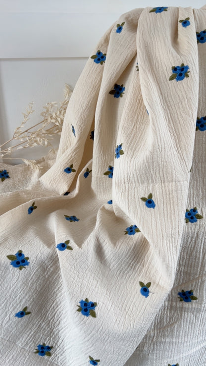 Double gaze de coton rayée broderie fruits