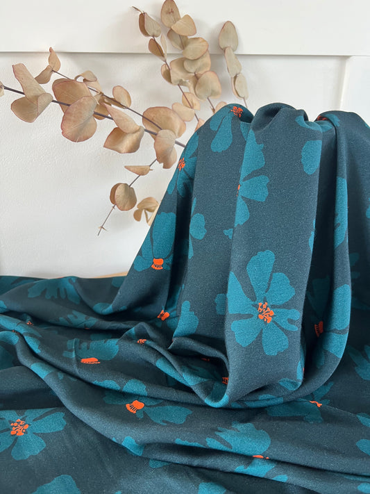 Viscose fleurie bleu pétrole et terracotta