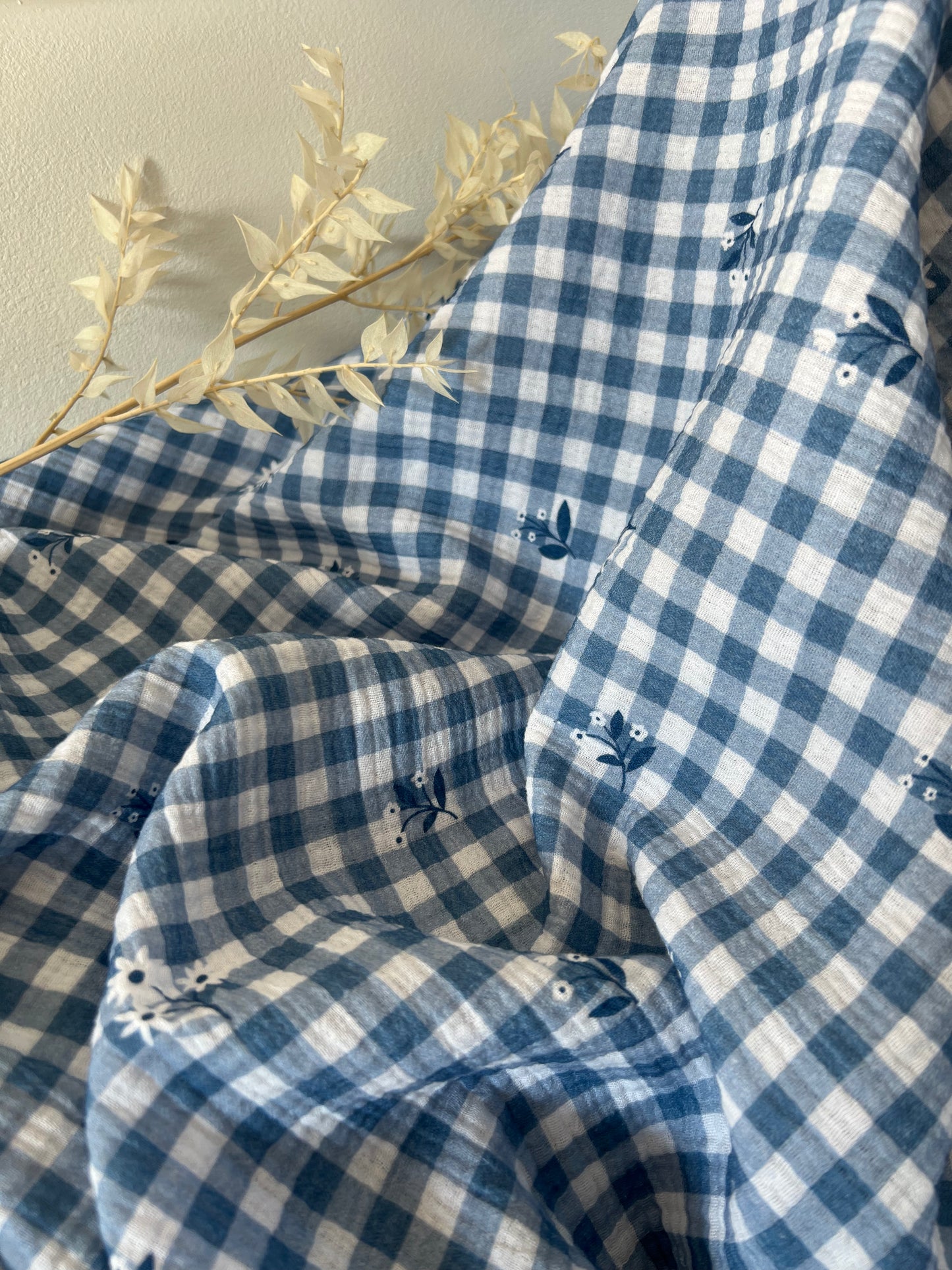 Exclusive – Double gauze Vichy Chocolate & Small Flowers