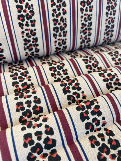 Tissu Demi-Natté de Coton Léopard Rayé Beige / Bordeaux