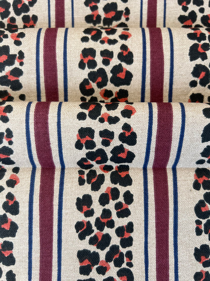 Tissu Demi-Natté de Coton Léopard Rayé Beige / Bordeaux