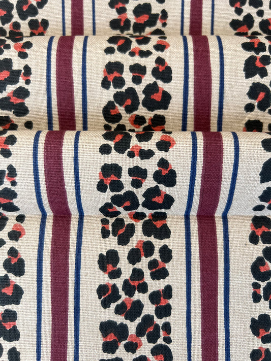 Tissu Demi-Natté de Coton Léopard Rayé Beige / Bordeaux