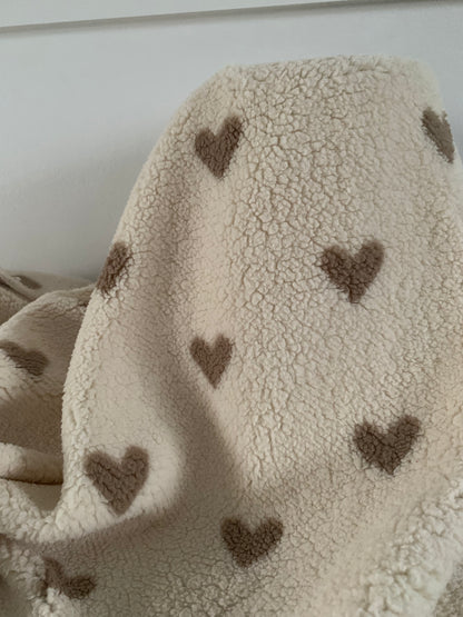 Tissu sherpa Mouton Coeurs Naturel