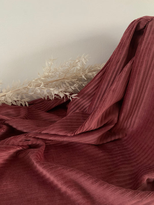 Tissu Jersey Velours à Grosses Cotes Framboise