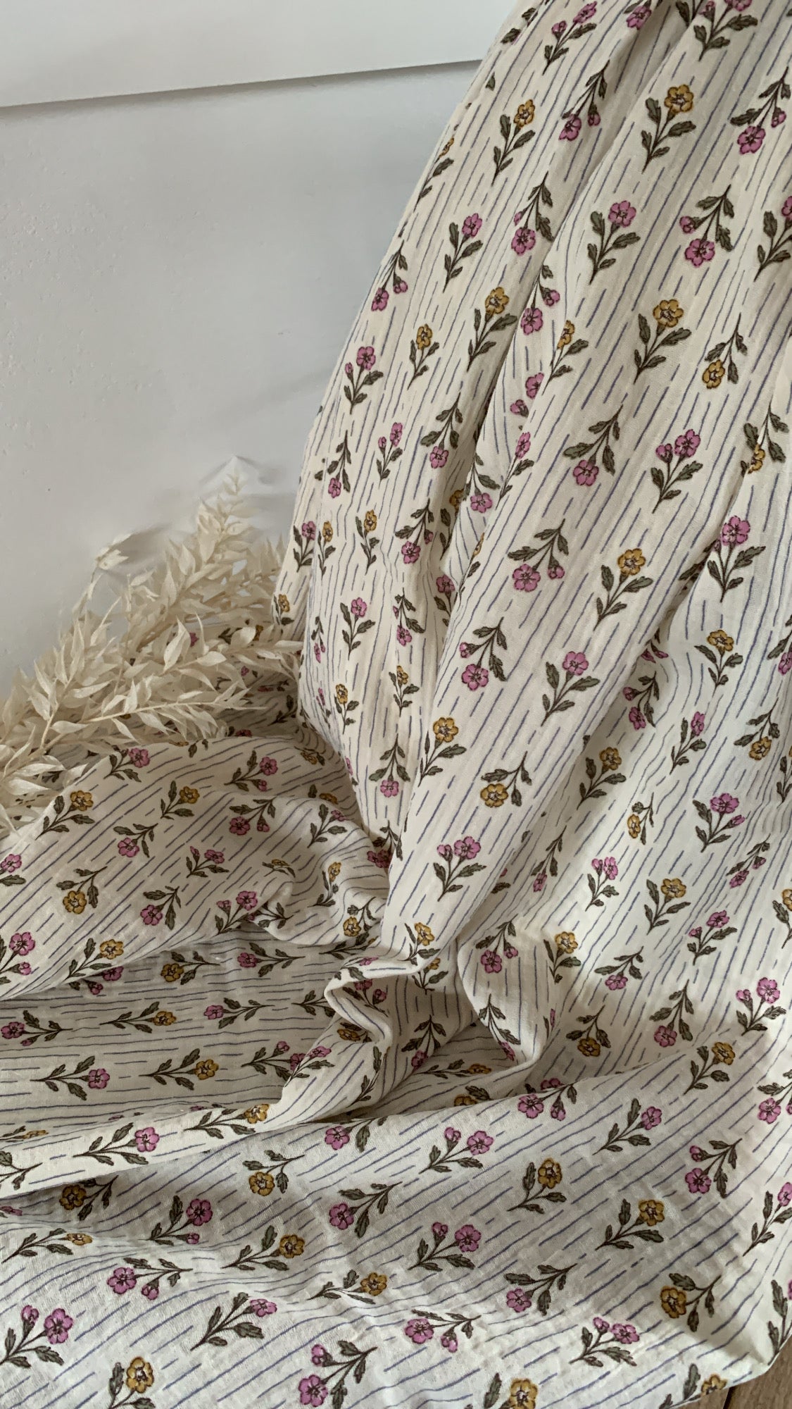 Double Gauze Floral - White / Green