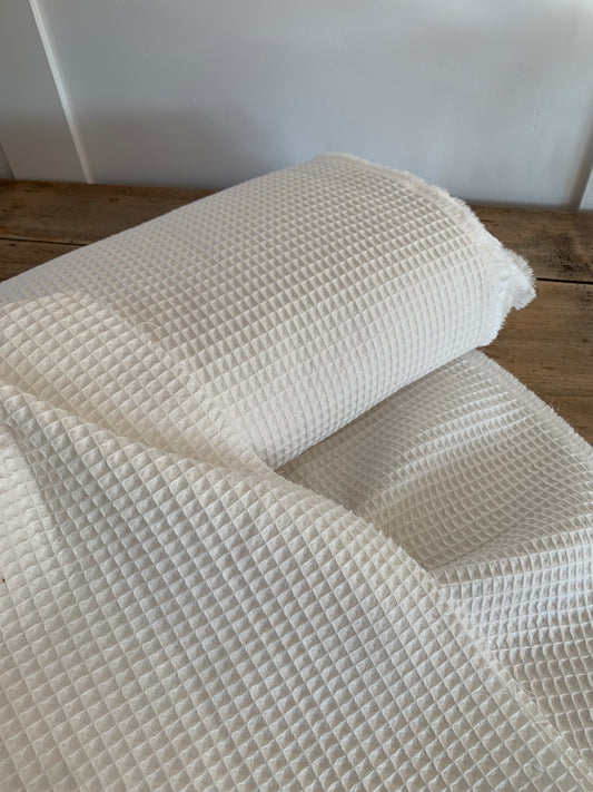 Nid d'abeilles Blanc Cassé