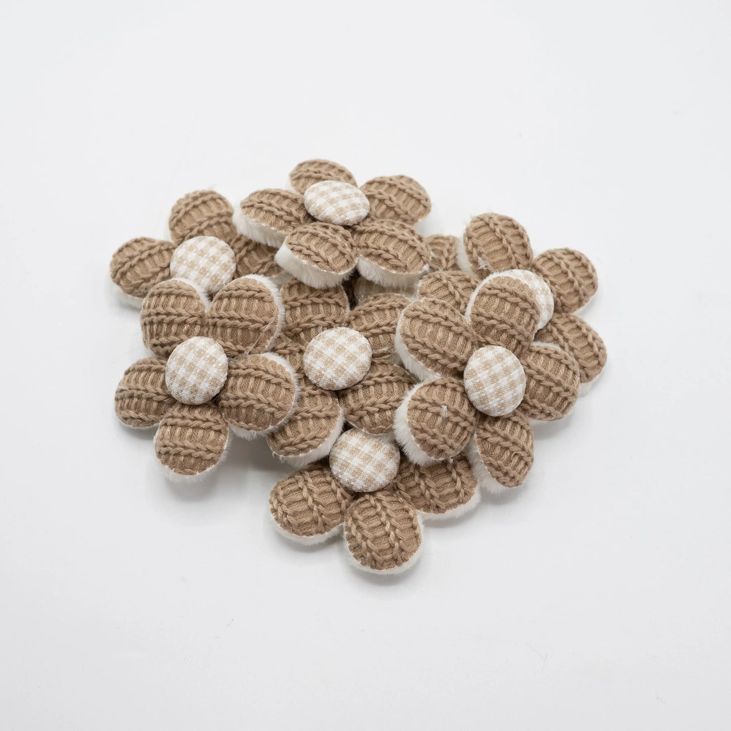 Patch Fleur Tissé Beige – 55 mm – vendu à l’unité